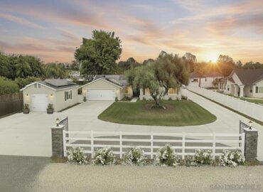 24550 Adams Avenue Photo